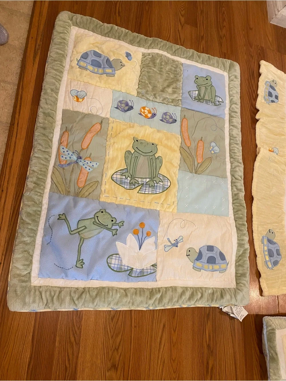 Huge Frog / Turtle Crib Set & Room Decor